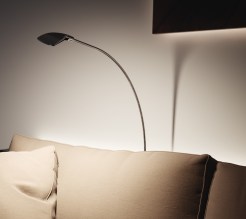 lampara-de-lectura-swanlite-3