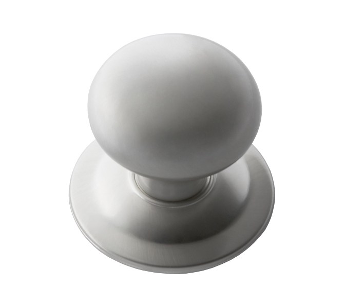 pomo-oval-1